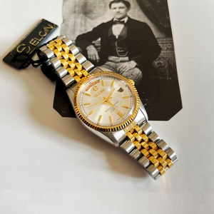 ELGIN OYSTER "PRESIDENTIAL" DAY-DATE QUARTZ — EDIÇÃO EM ESTADO DE ESTOQUE ANTIGO (DÉCADA DE 1990)