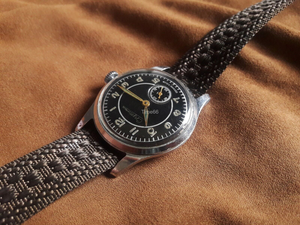 SPUTNIK CHCHZ MILITARY WATCH — CELEBRAÇÃO DA CORRIDA ESPACIAL EM ESTADO DE COLECIONADOR (1959)