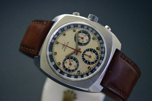 Mondia Chronograph Tri-Compax "Rally" Valjoux 7736 Oversized (40 mm) - 1970