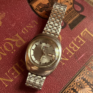 ORIENT RACER AUTOMATIC "OVAL CASE" — LENDÁRIA ENGENHARIA JAPONESA (DÉCADA DE 1970)