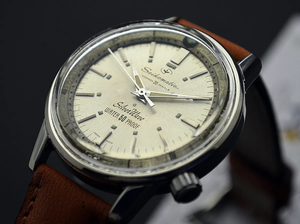 Seiko SilverWave J12082 (1962)
