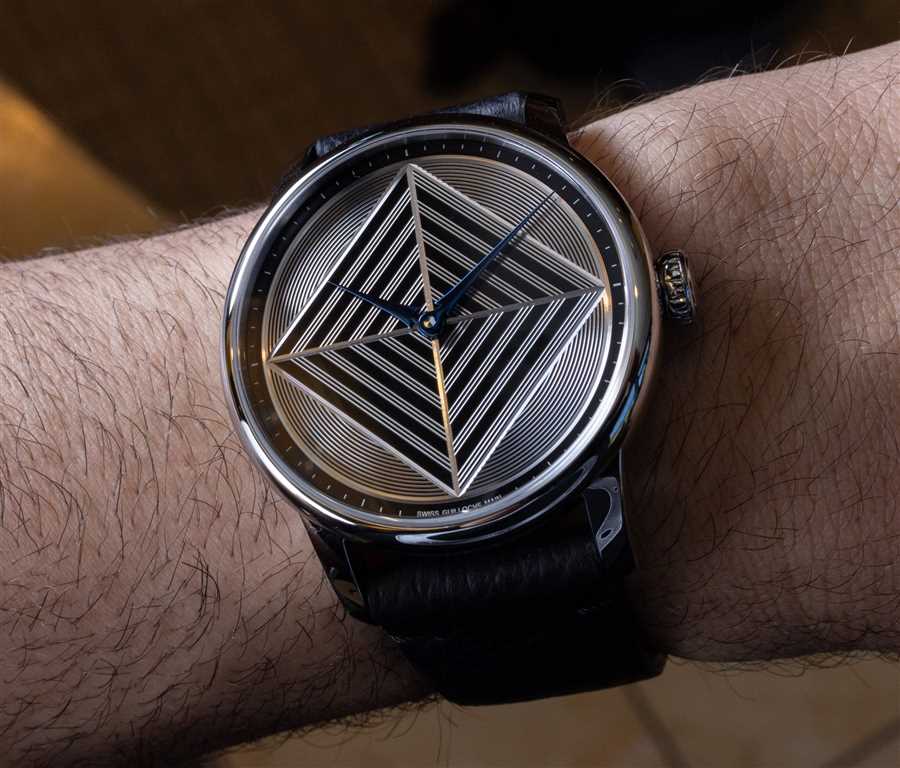 Excellence Guilloché Main II
